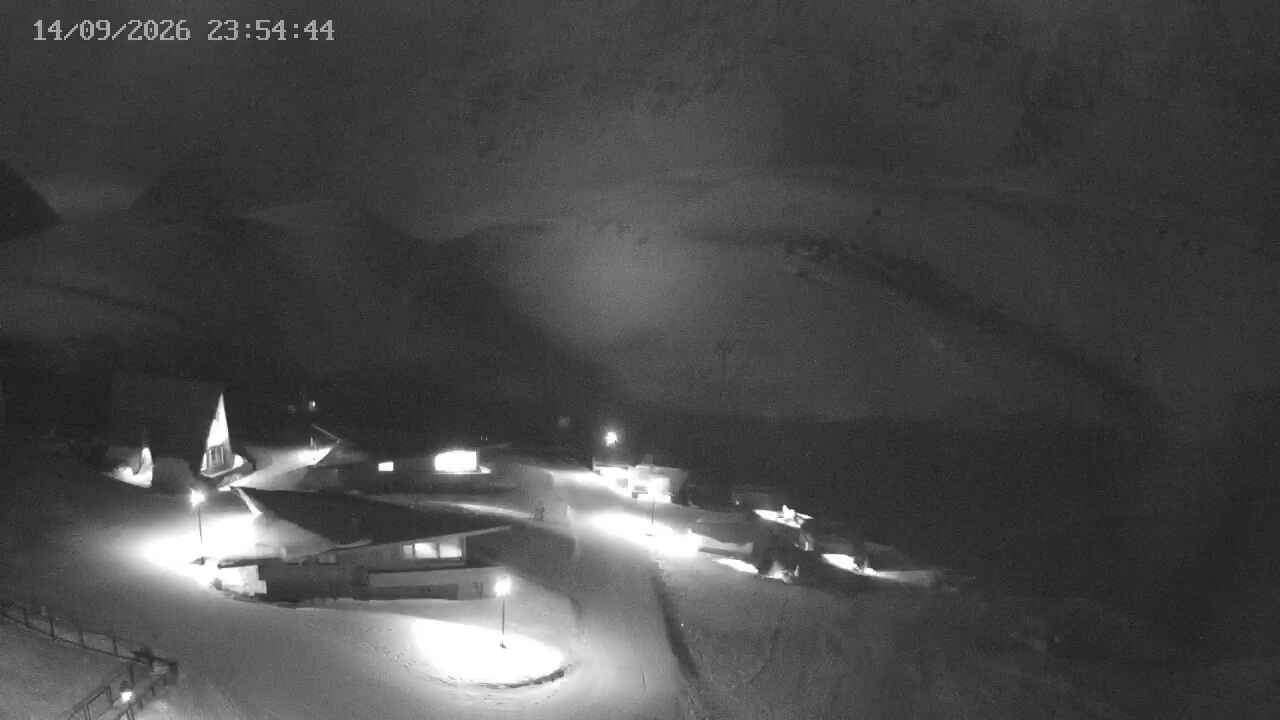 Portillo Roca Jack snow cam captured at 14 September 2026 at 11:55 pm GMT-3