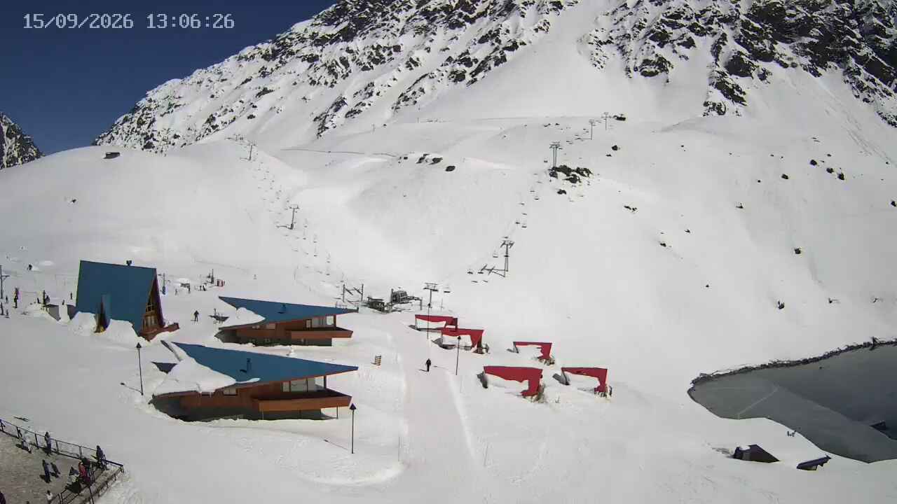 Portillo Roca Jack snow cam captured at 15 September 2026 at 1:07 pm GMT-3