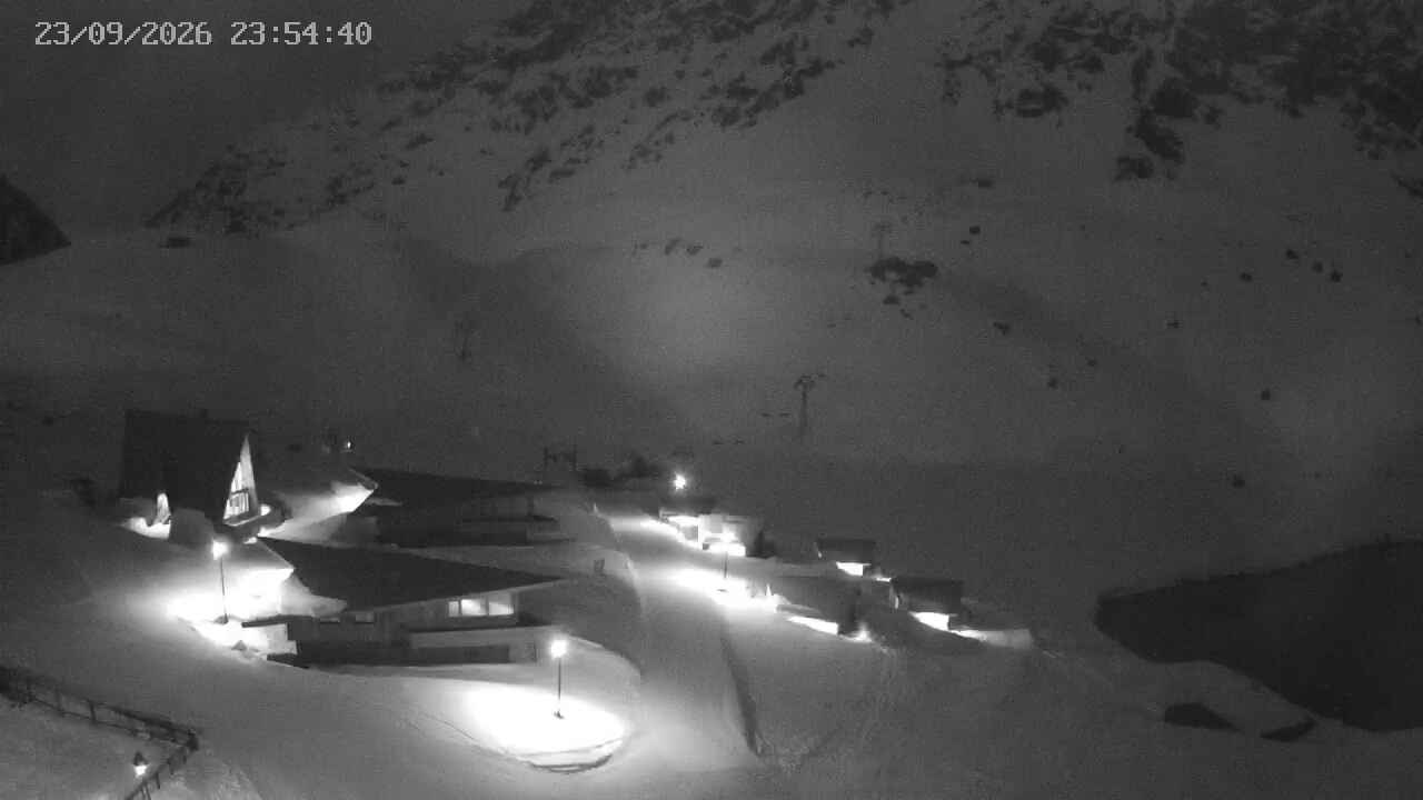 Portillo Roca Jack snow cam captured at 23 September 2026 at 11:55 pm GMT-3