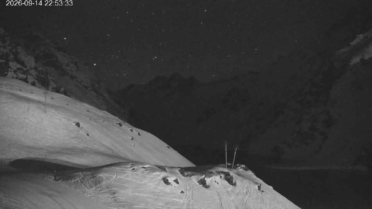 Portillo Conejo snow cam captured at 14 September 2026 at 11:55 pm GMT-3