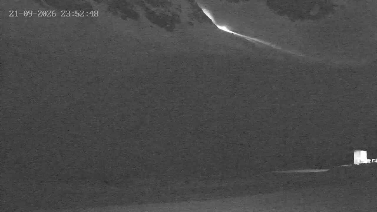 Portillo Plateau snow cam captured at 21 September 2026 at 11:53 pm GMT-3