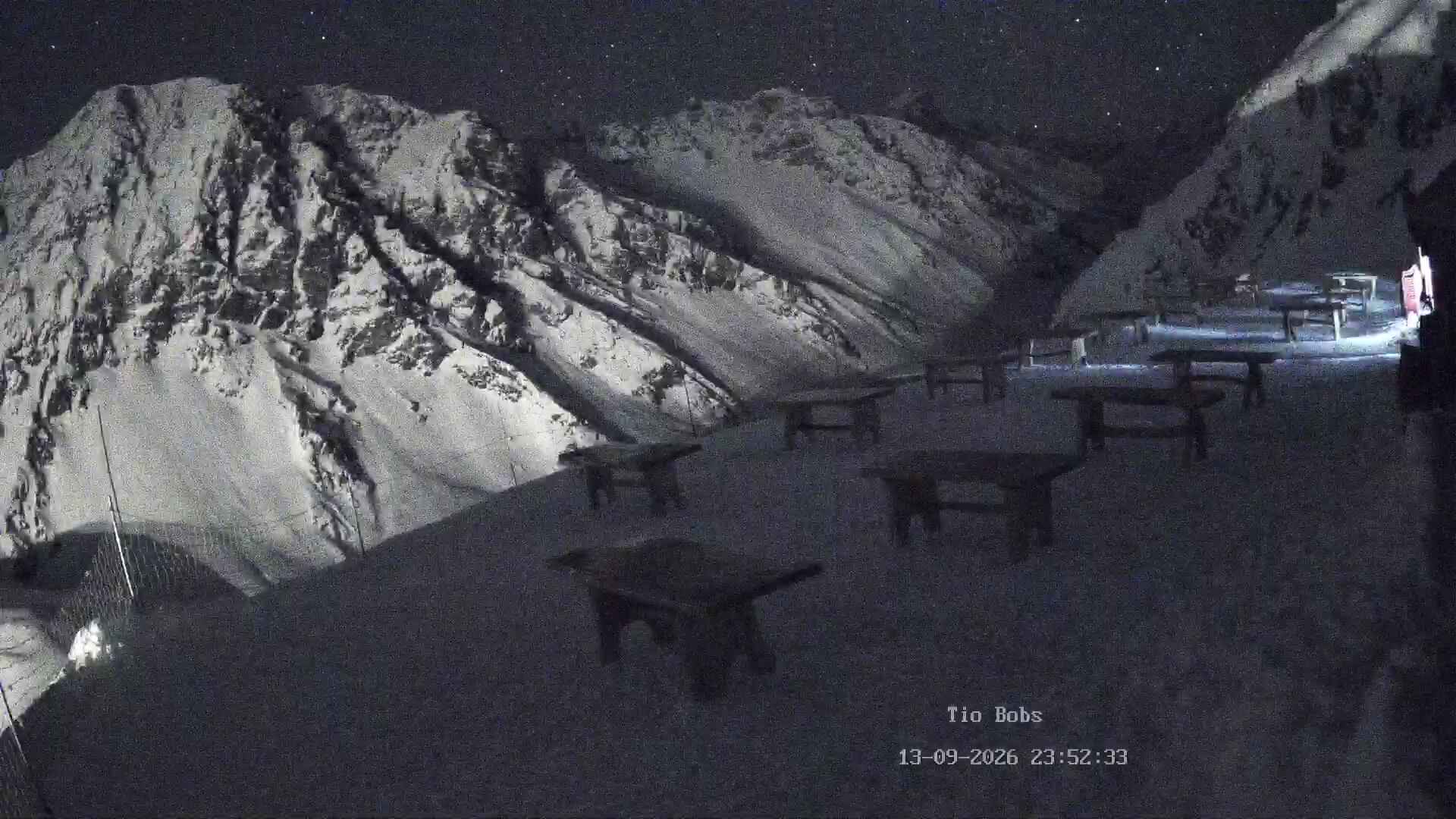 Portillo Tío Bobs snow cam captured at 13 September 2026 at 11:53 pm GMT-3