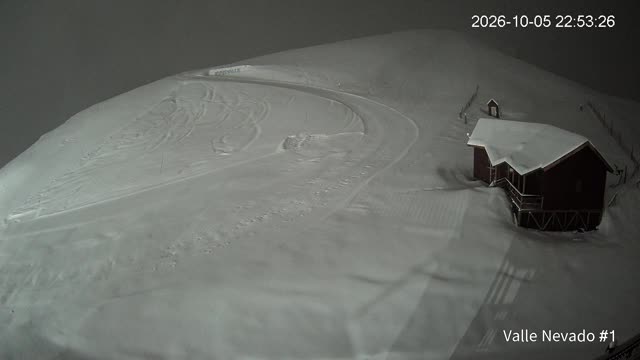 Valle Nevado La Fourchette snow cam captured at 5 October 2026 at 11:53 pm GMT-3