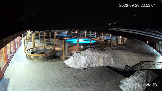Valle Nevado Pool snow cam captured at 23 September 2026 at 11:53 pm GMT-3