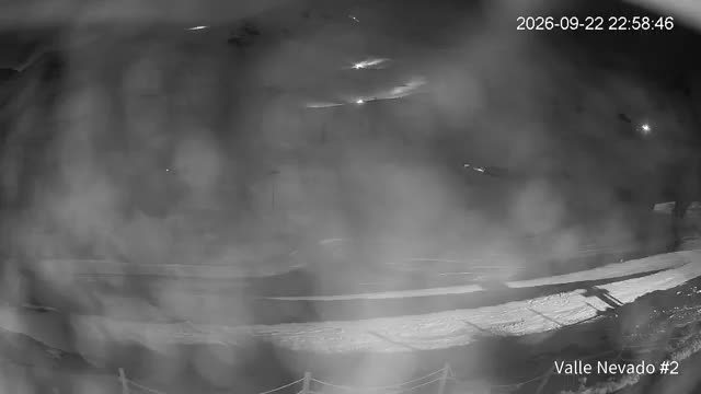 Valle Nevado Hotel Puerta del Sol snow cam captured at 22 September 2026 at 11:58 pm GMT-3