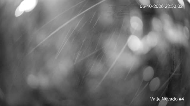 Valle Nevado Gondola snow cam captured at 5 October 2026 at 11:53 pm GMT-3