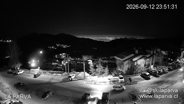 La Parva Commercial Area snow cam captured at 12 September 2026 at 11:51 pm GMT-3