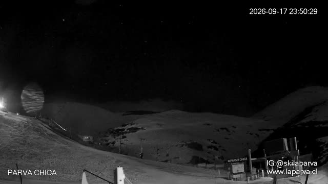 La Parva Parva Chica snow cam captured at 17 September 2026 at 11:50 pm GMT-3