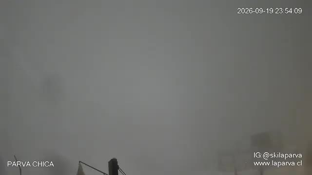 La Parva Parva Chica snow cam captured at 19 September 2026 at 11:54 pm GMT-3