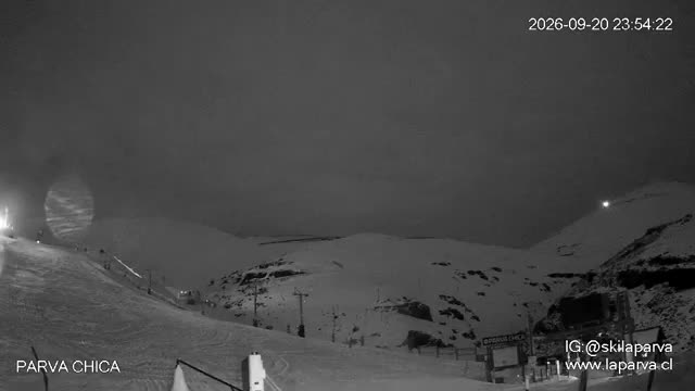 La Parva Parva Chica snow cam captured at 20 September 2026 at 11:54 pm GMT-3