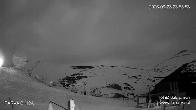 La Parva Parva Chica snow cam captured at 23 September 2026 at 11:56 pm GMT-3