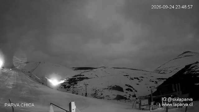 La Parva Parva Chica snow cam captured at 24 September 2026 at 11:49 pm GMT-3