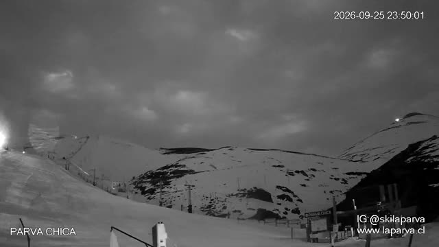 La Parva Parva Chica snow cam captured at 25 September 2026 at 11:50 pm GMT-3