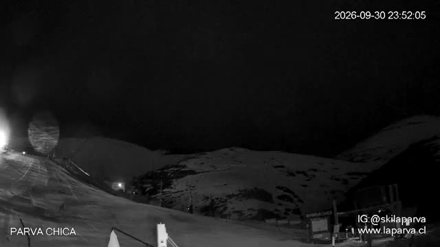 La Parva Parva Chica snow cam captured at 30 September 2026 at 11:52 pm GMT-3