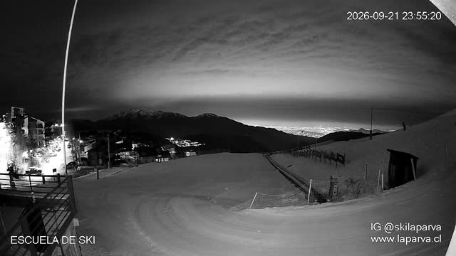 La Parva Ski School snow cam captured at 21 September 2026 at 11:55 pm GMT-3