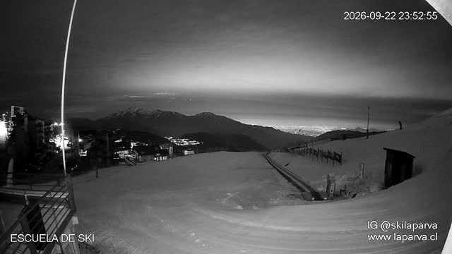 La Parva Ski School snow cam captured at 22 September 2026 at 11:53 pm GMT-3