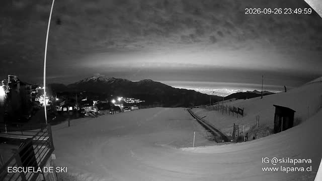 La Parva Ski School snow cam captured at 26 September 2026 at 11:50 pm GMT-3