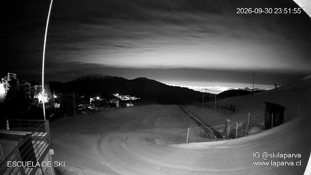 La Parva Ski School snow cam captured at 30 September 2026 at 11:52 pm GMT-3