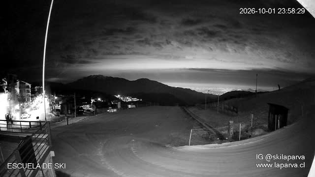 La Parva Ski School snow cam captured at 1 October 2026 at 11:58 pm GMT-3