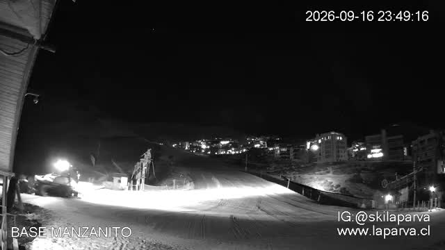 La Parva Manzanito Base snow cam captured at 16 September 2026 at 11:49 pm GMT-3