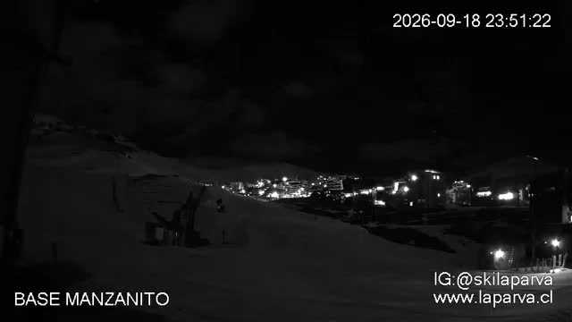 La Parva Manzanito Base snow cam captured at 18 September 2026 at 11:51 pm GMT-3