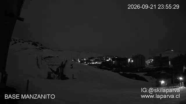 La Parva Manzanito Base snow cam captured at 21 September 2026 at 11:55 pm GMT-3