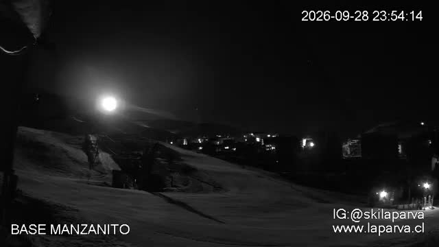 La Parva Manzanito Base snow cam captured at 28 September 2026 at 11:54 pm GMT-3