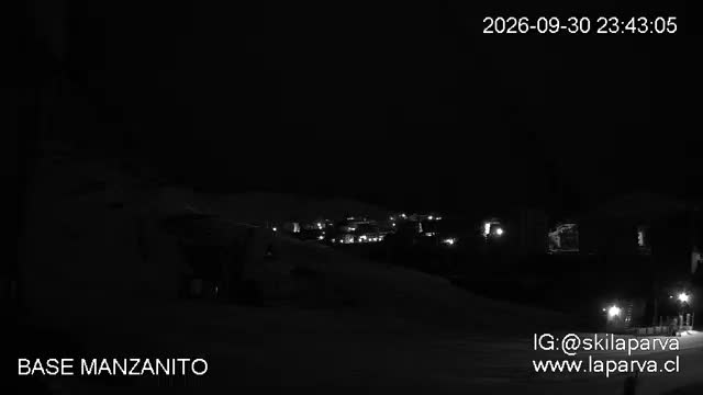 La Parva Manzanito Base snow cam captured at 30 September 2026 at 11:43 pm GMT-3