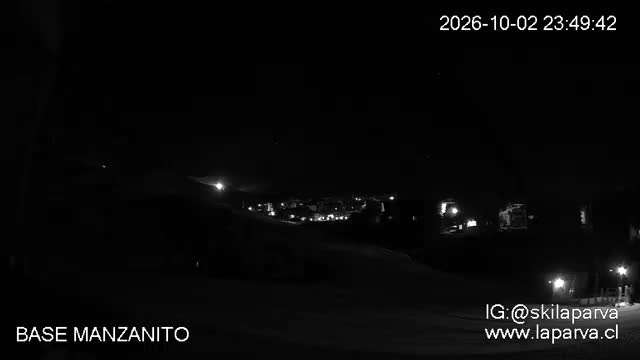 La Parva Manzanito Base snow cam captured at 2 October 2026 at 11:49 pm GMT-3