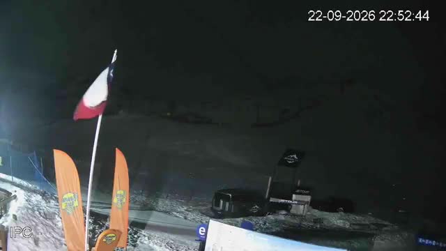 El Colorado Summit Lookout snow cam captured at 22 September 2026 at 11:52 pm GMT-3