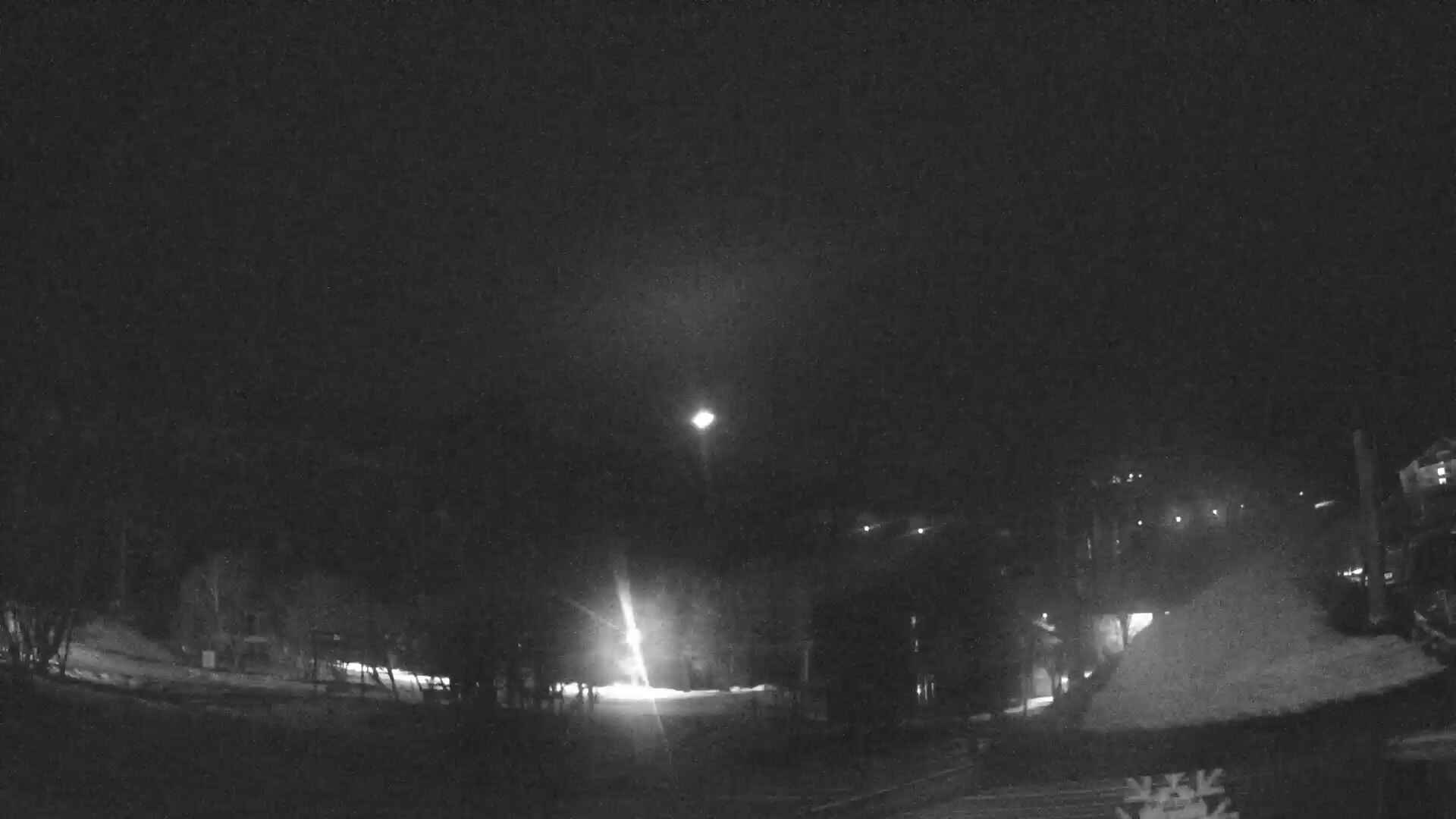 Nevados de Chillán Plaza Tata snow cam captured at 1 October 2026 at 11:59 pm GMT-3