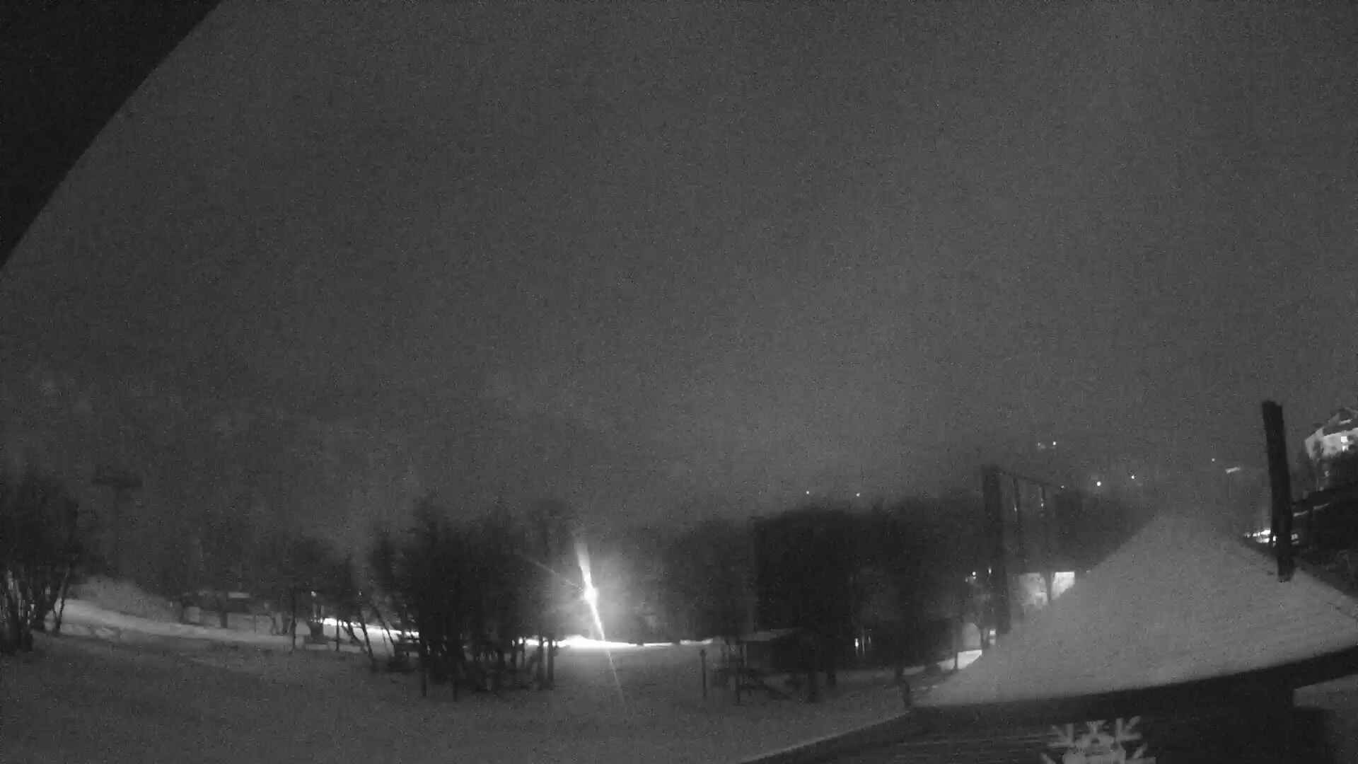 Nevados de Chillán Plaza Tata snow cam captured at 2 October 2026 at 11:50 pm GMT-3