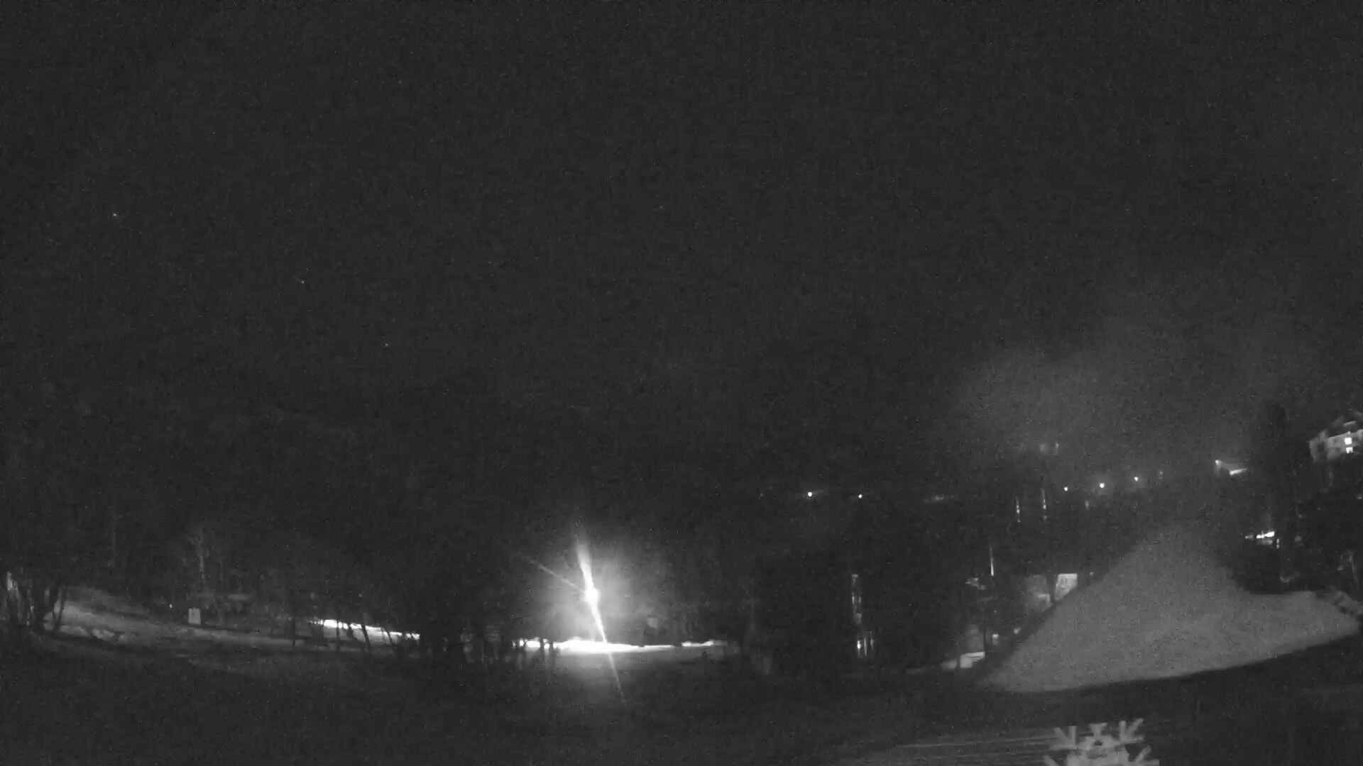 Nevados de Chillán Plaza Tata snow cam captured at 4 October 2026 at 11:54 pm GMT-3