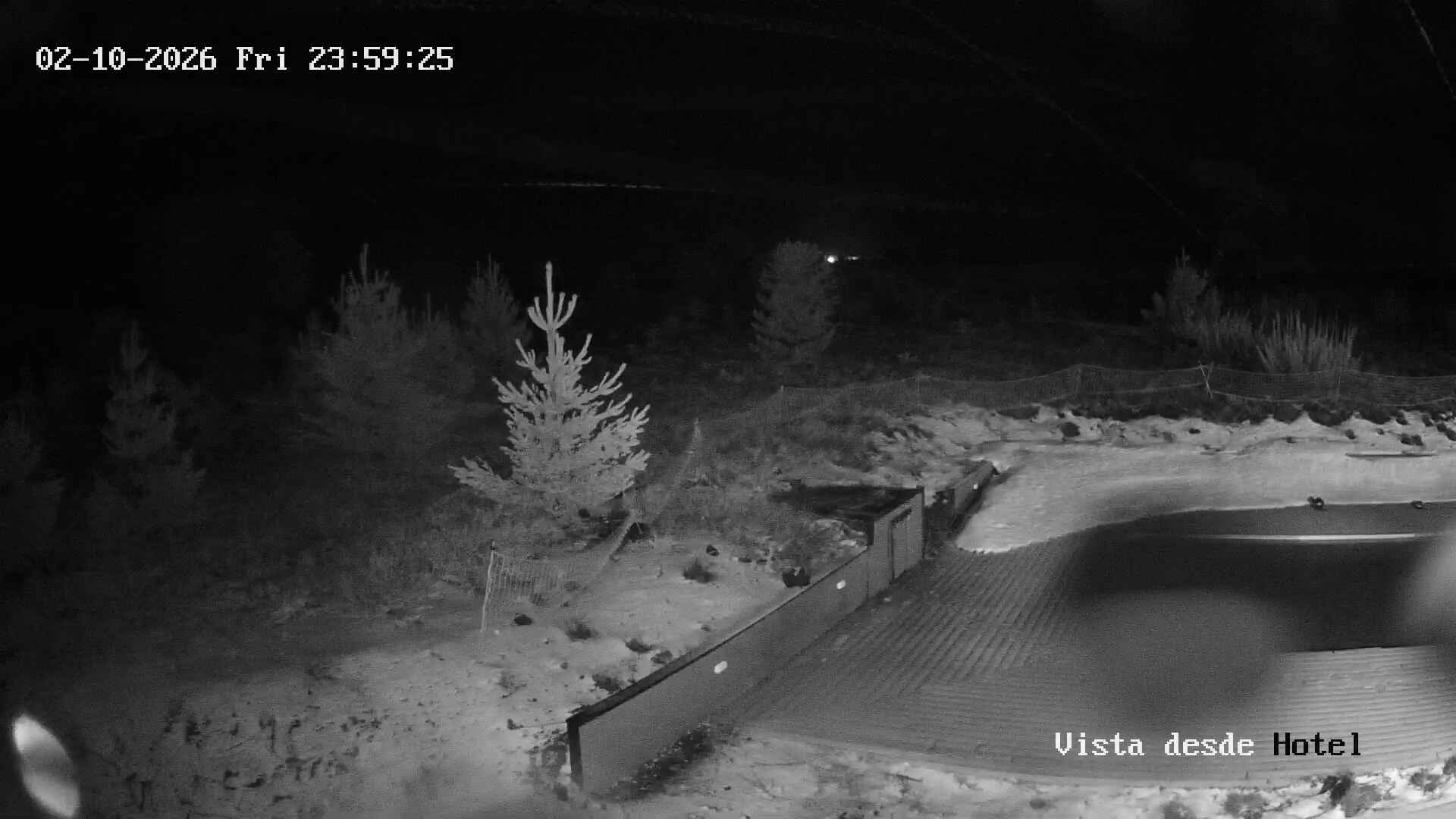 Corralco Hotel snow cam captured at 2 October 2026 at 11:59 pm GMT-3