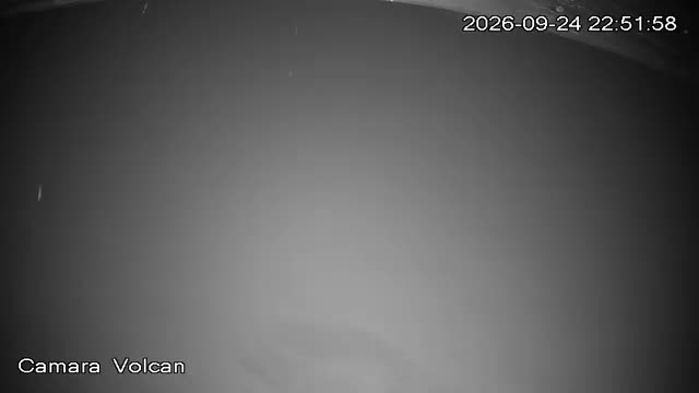 Pillán Pillán Volcano Lookout snow cam captured at 24 September 2026 at 11:52 pm GMT-3