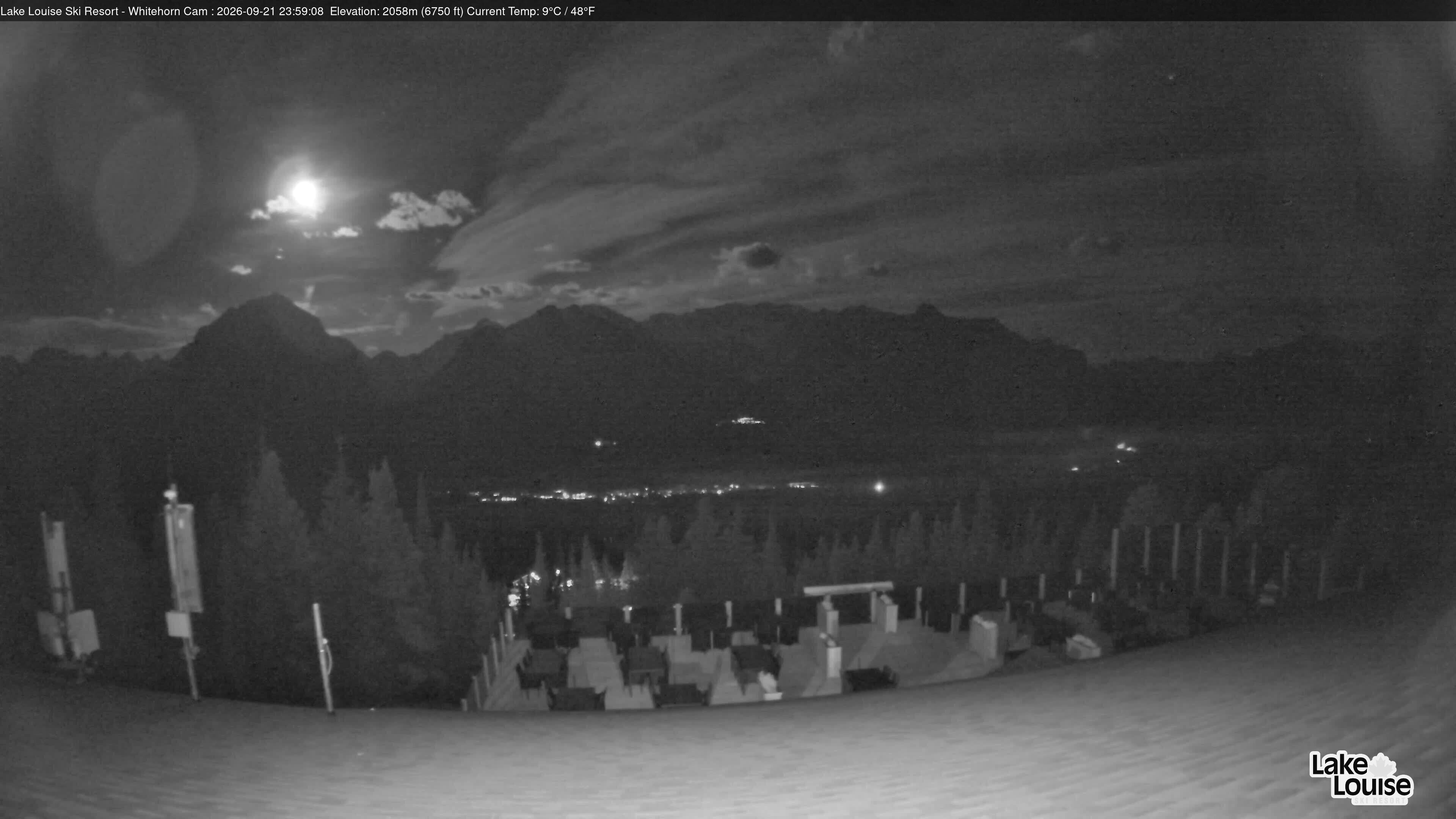 Ski Lake Louise Whitehorn Lodge snow cam captured at 21 September 2026 at 11:59 pm GMT-6