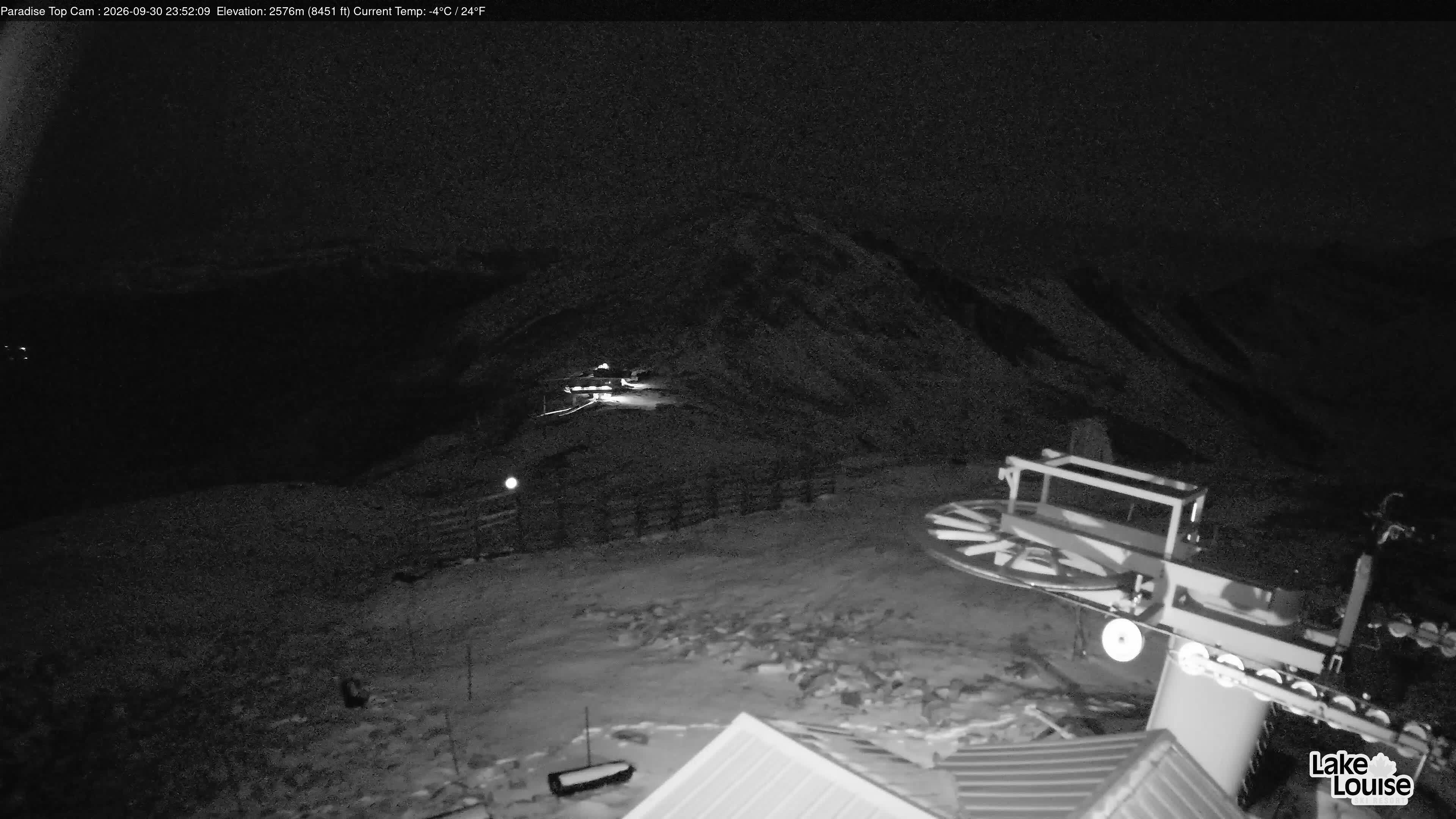 Ski Lake Louise Paradise Top toward Summit snow cam captured at 30 September 2026 at 11:52 pm GMT-6