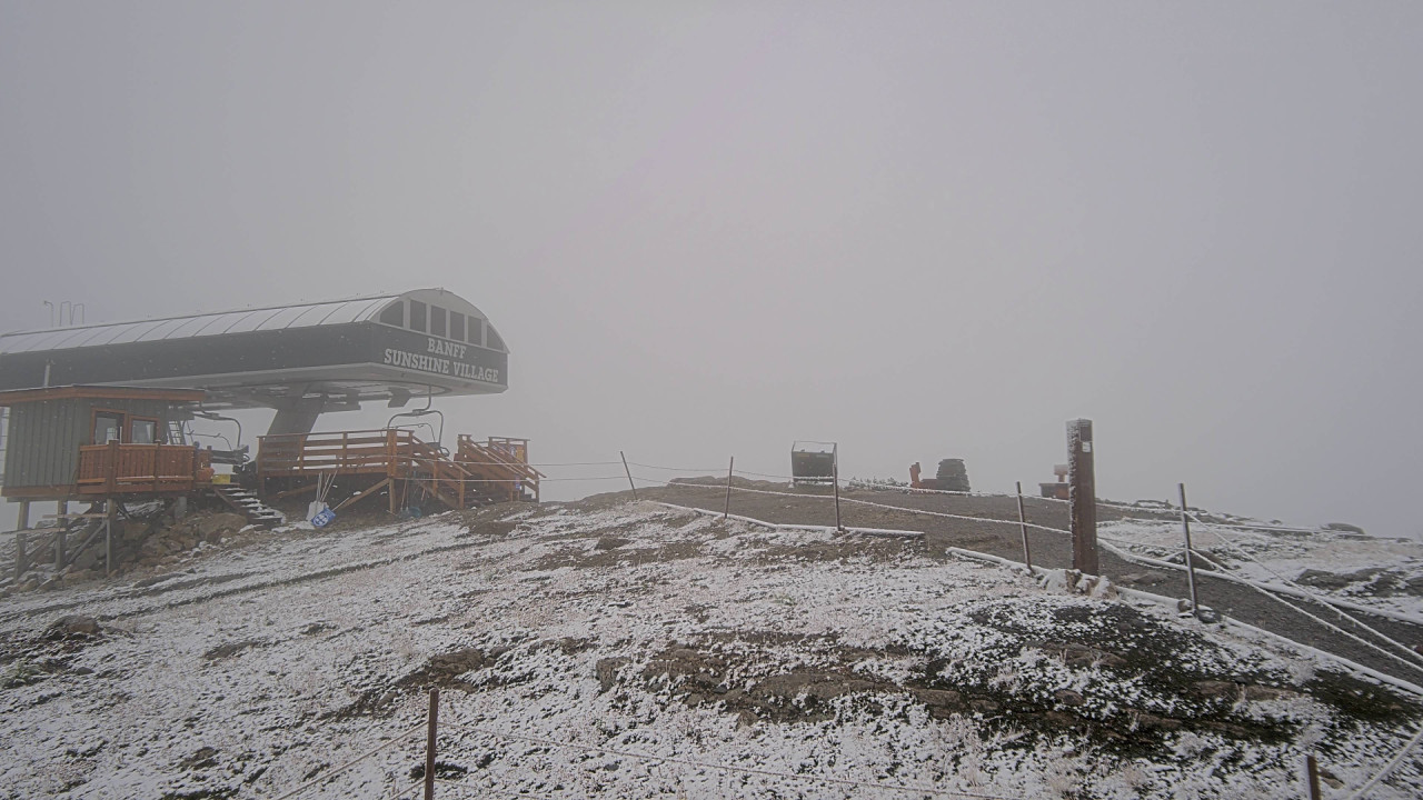 Banff Sunshine Standish Express Unload snow cam captured at 15 September 2026 at 10:43 am GMT-6