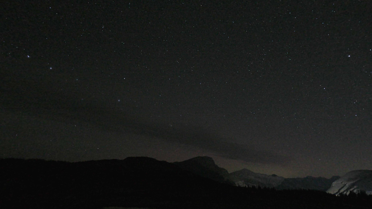 Banff Sunshine Aurora snow cam captured at 17 September 2026 at 11:59 pm GMT-6