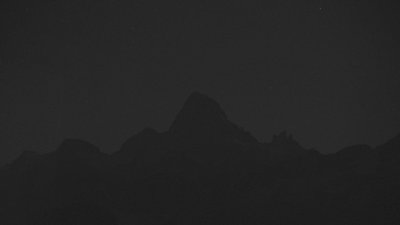Banff Sunshine Mount Assiniboine snow cam captured at 20 September 2026 at 11:56 pm GMT-6
