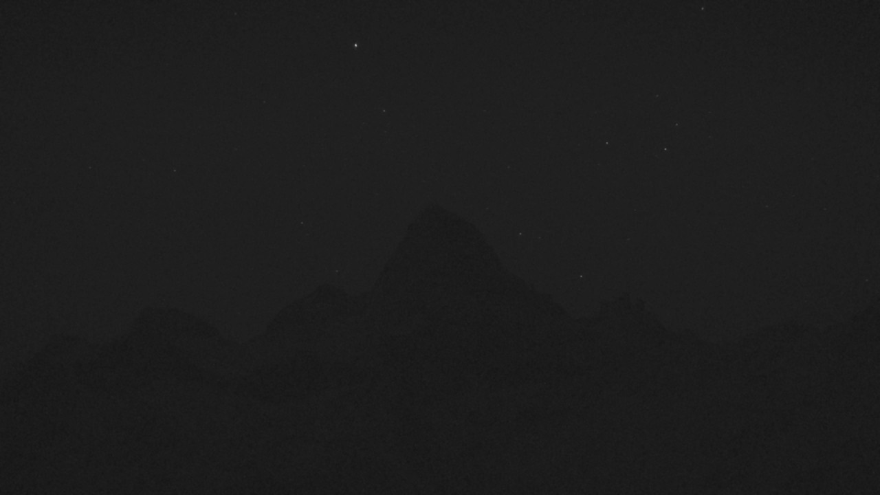 Banff Sunshine Mount Assiniboine snow cam captured at 3 October 2026 at 11:53 pm GMT-6