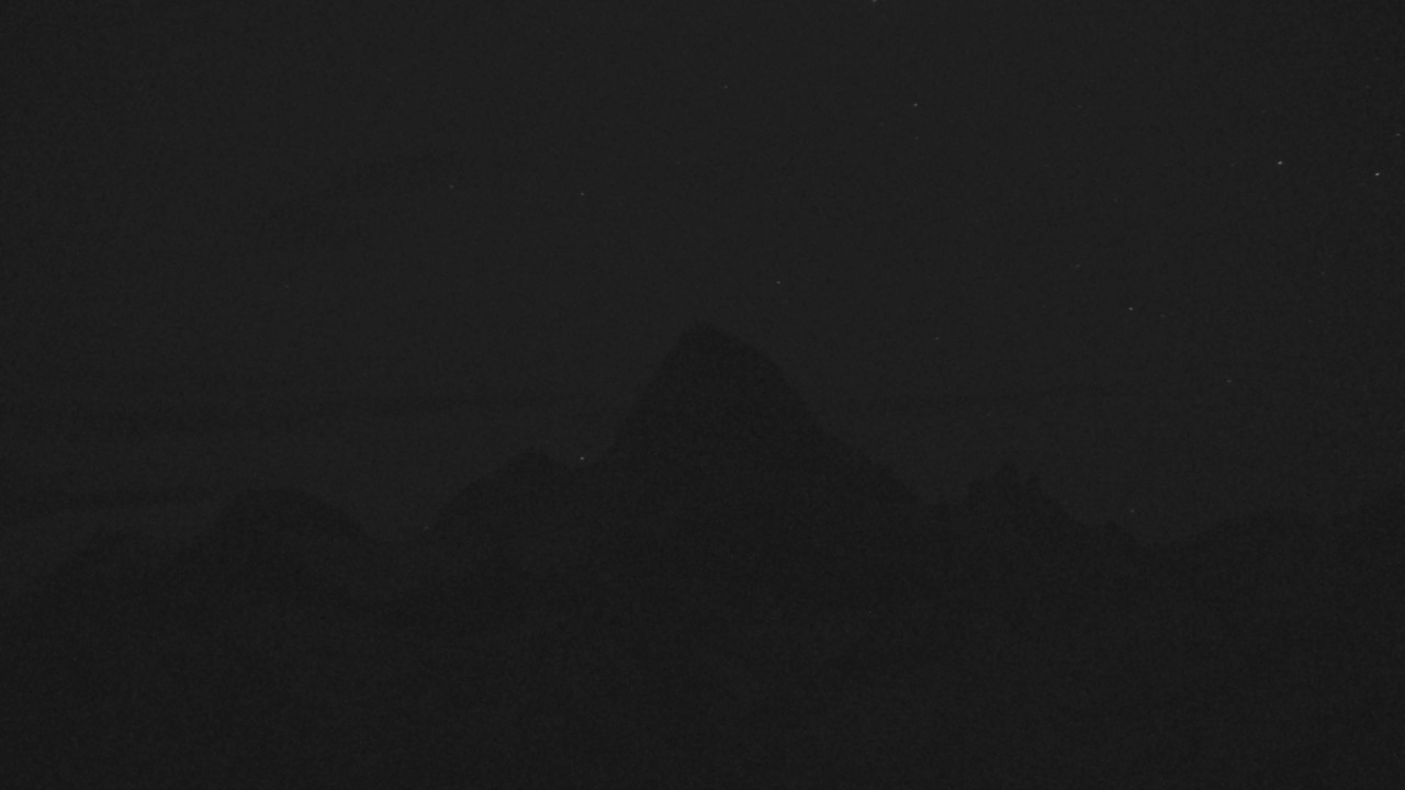Banff Sunshine Mount Assiniboine snow cam captured at 4 October 2026 at 11:59 pm GMT-6