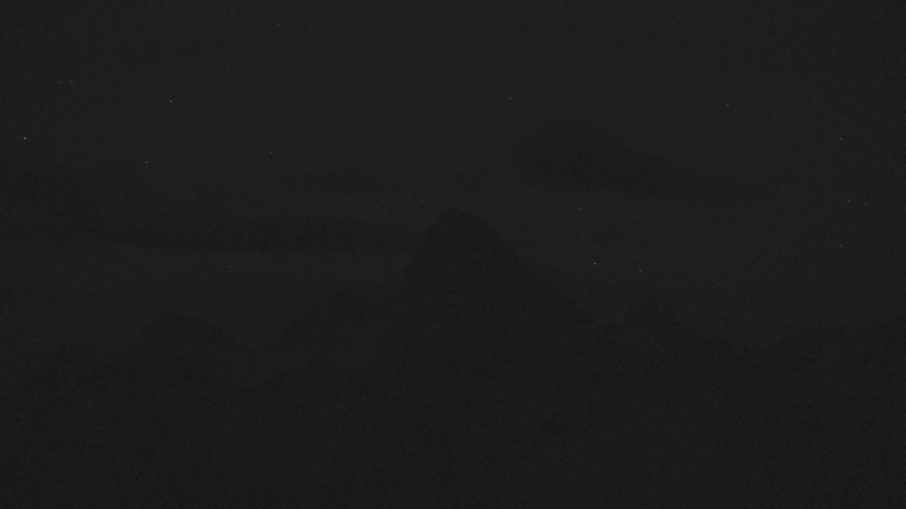Banff Sunshine Mount Assiniboine snow cam captured at 5 October 2026 at 8:42 pm GMT-6