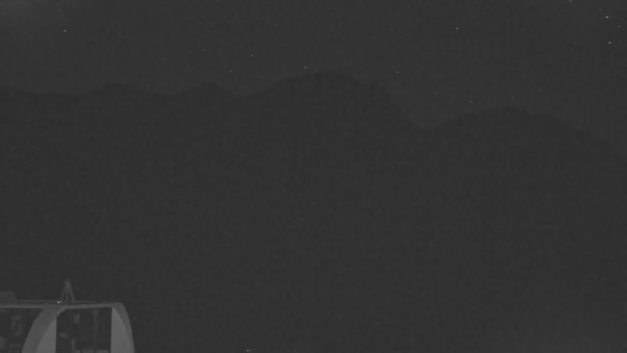 Whistler Blackcomb Roundhouse Lodge - Whistler Mountain snow cam captured at 3 October 2026 at 11:55 pm GMT-7