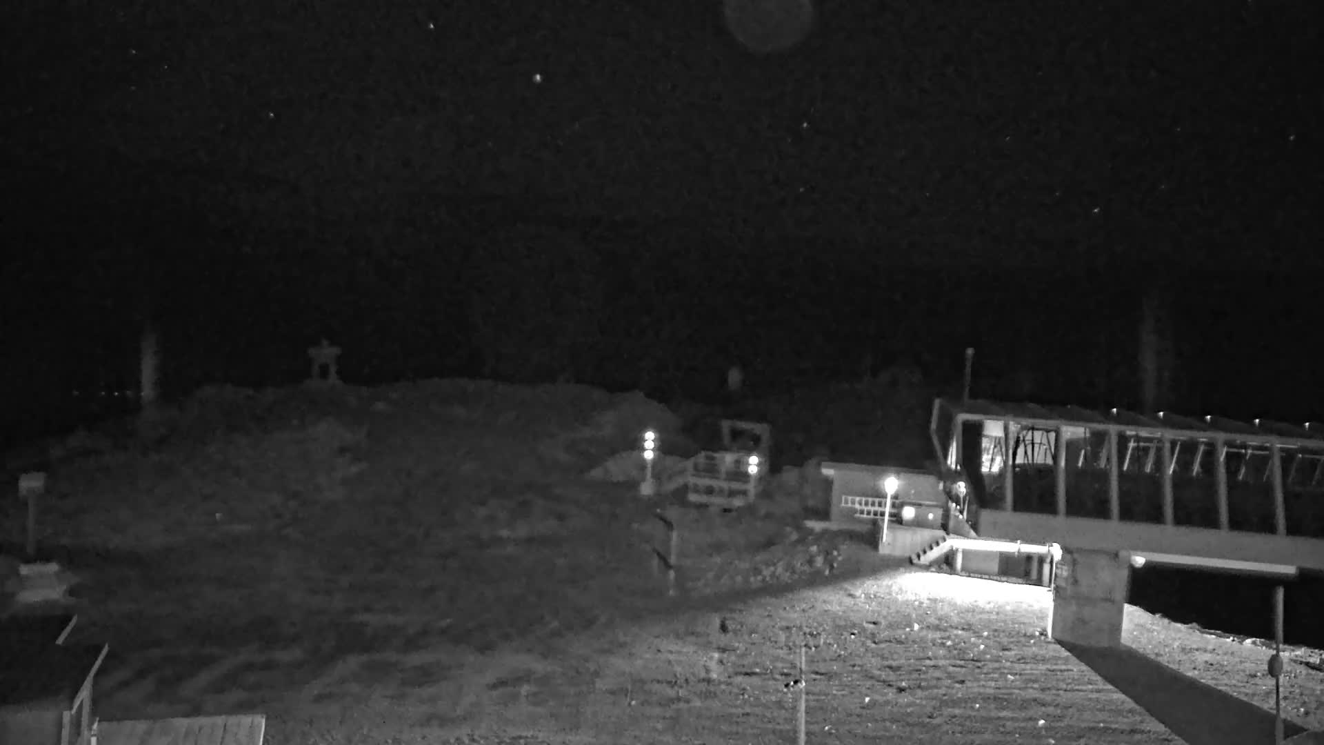 Whistler Blackcomb Whistler Peak snow cam captured at 4 October 2026 at 11:49 pm GMT-7