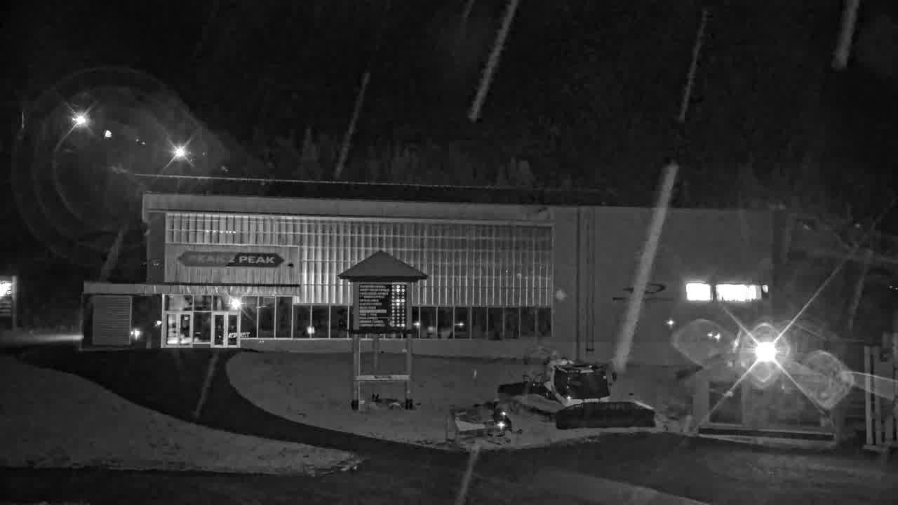 Whistler Blackcomb Rendezvous Lodge - Blackcomb Mountain snow cam captured at 14 September 2026 at 11:51 pm GMT-7