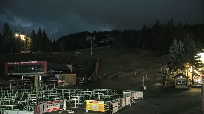 Whistler Blackcomb Whistler Village - Fitzsimmons snow cam captured at 25 September 2026 at 11:58 pm GMT-7