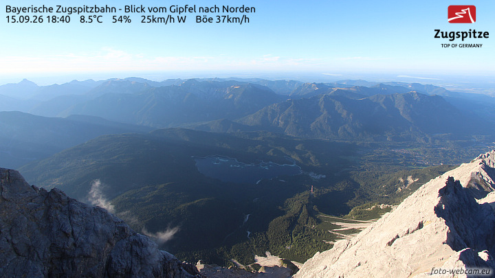 Zugspitze Zugspitze Summit - North snow cam captured at 15 September 2026 at 6:49 pm GMT+2