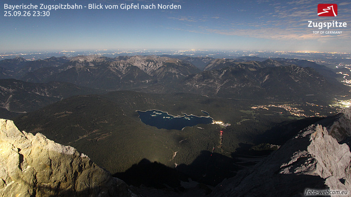 Zugspitze Zugspitze Summit - North snow cam captured at 25 September 2026 at 11:38 pm GMT+2
