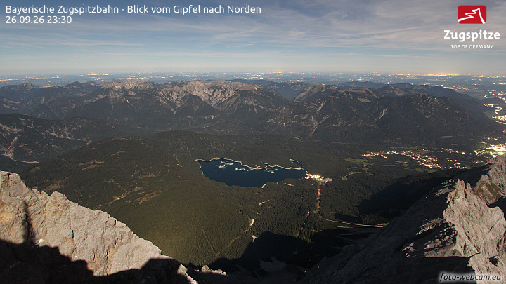 Zugspitze Zugspitze Summit - North snow cam captured at 26 September 2026 at 11:39 pm GMT+2